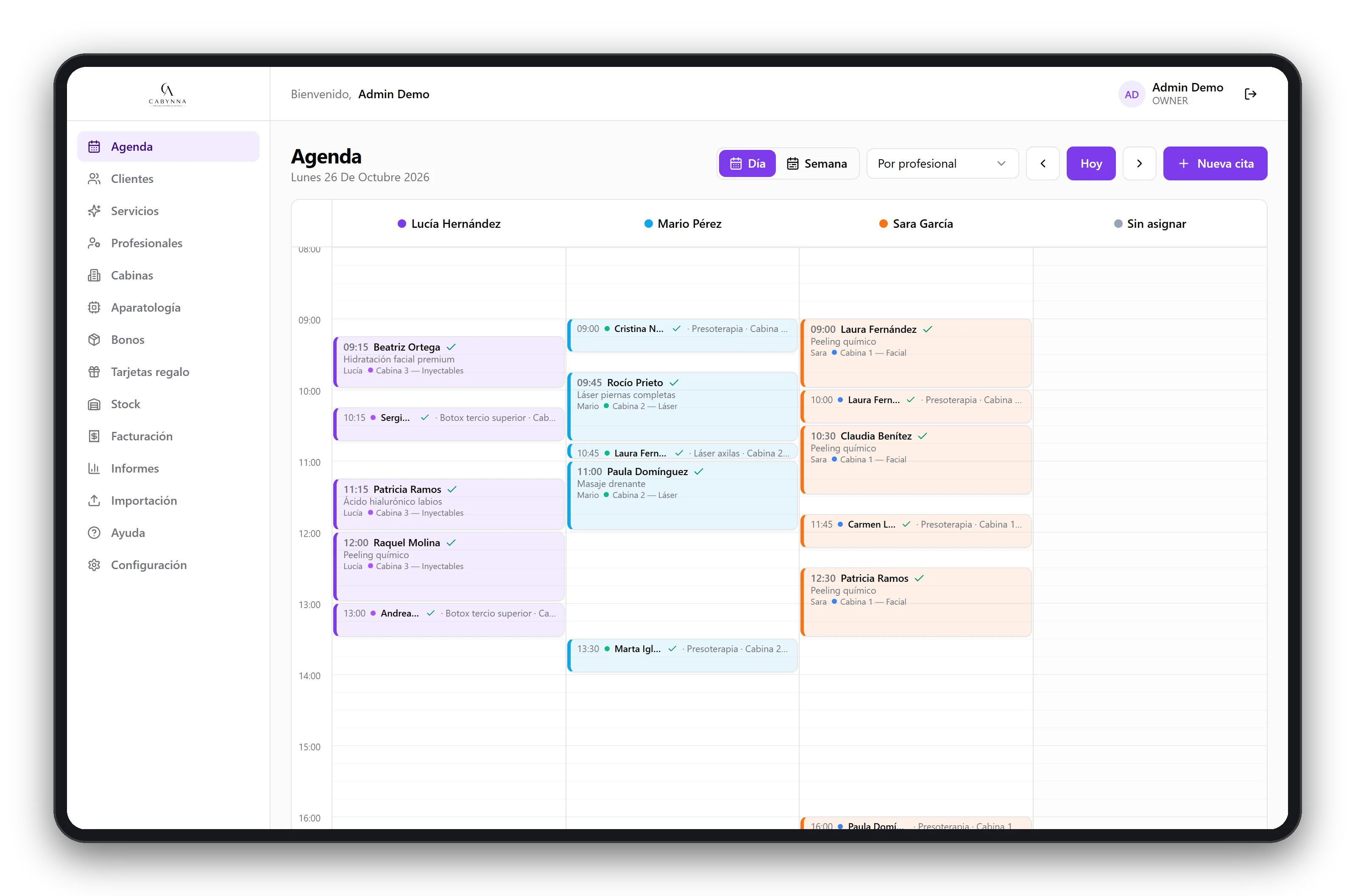 Cabynna: pantalla de agenda con las citas por profesional y cabina
